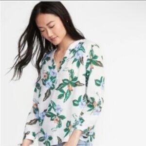 Old Navy boho ruffle trim tassel long sleeve floral top